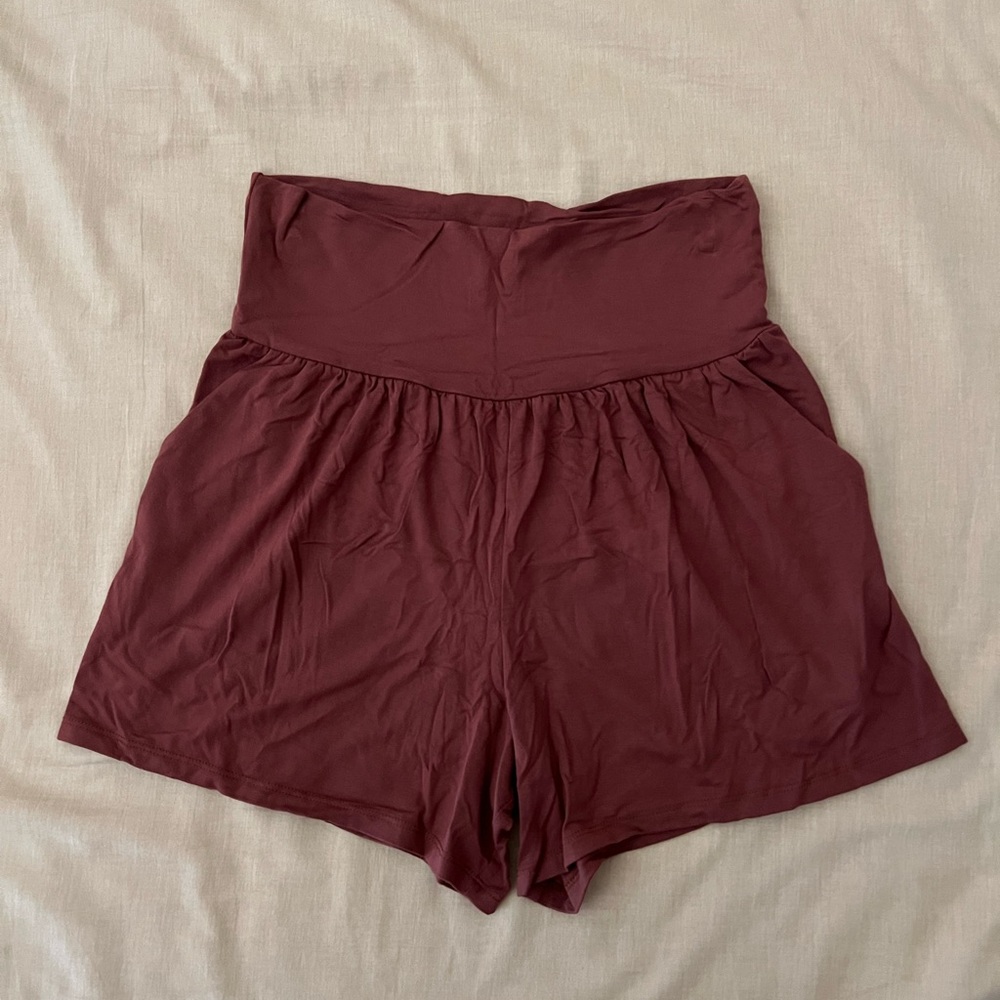 Fighting Eel Brown Shorts Size Small - Soft & Comfy